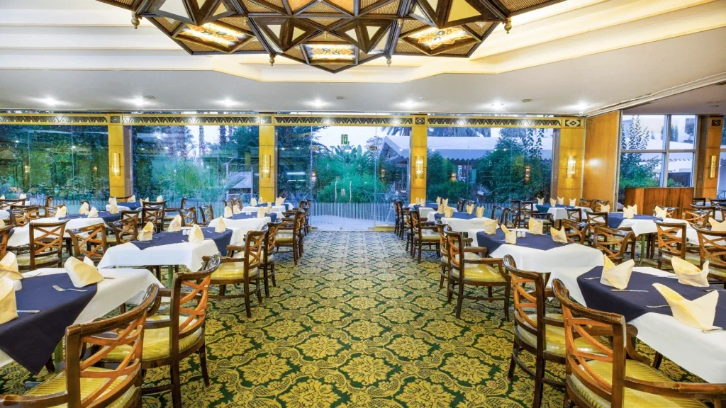 الفندق بيراميزا إيزيس الأقصر - الأقصر